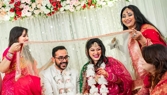 ফের বিয়ে করলেন অভিনেত্রী সারিকা সাবরিন