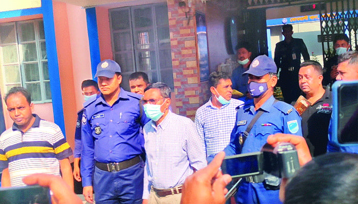 সাবেক মন্ত্রী মোশাররফের ভাই বাবরের বিপুল বিত্ত