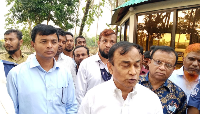 ‘ফুলিয়ে ফাঁপিয়ে ক্ষতি প্রচার করলে অসাধু ব্যবসায়ীরা সুযোগ নেবে’