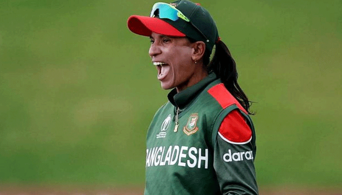 বিশ্বকাপের সেরা একাদশে সালমা