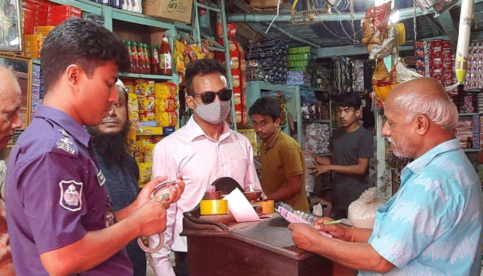 মাধবপুরে ভোজ্যতেল মজুত করায় ব্যবসায়ীকে লাখ টাকা জরিমানা
