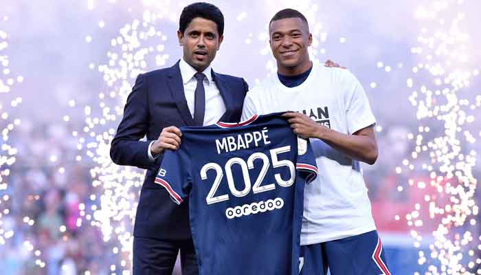 রিয়াল-জিদান প্রশ্নে কড়া মন্তব্য, নেইমারকে নিয়ে চুপ খেলাইফি