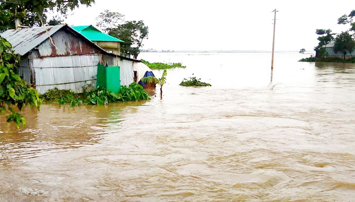 পাহাড়ি ঢলে সুনামগঞ্জের নিম্নাঞ্চলে বন্যার শঙ্কা