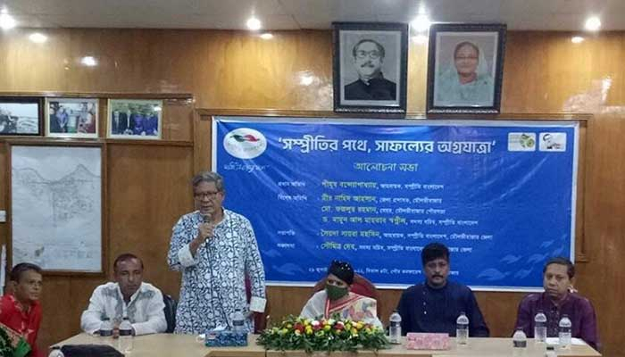 সাম্প্রদায়িক অপশক্তি প্রতিহতের ডাক