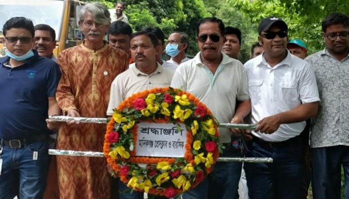 মানিকগঞ্জে শ্রদ্ধা আর ভালোবাসায় তারেক মাসুদ-মিশুক মুনীরকে স্মরণ