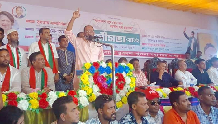 আ'লীগ নেতাদের লুটপাটে দেউলিয়া হচ্ছে দেশ