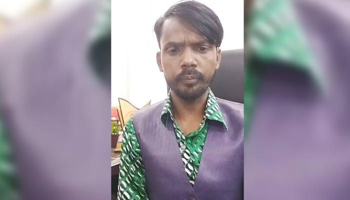 মধ্যরাত পর্যন্ত পুলিশ ফাঁড়িতে হিরো আলম