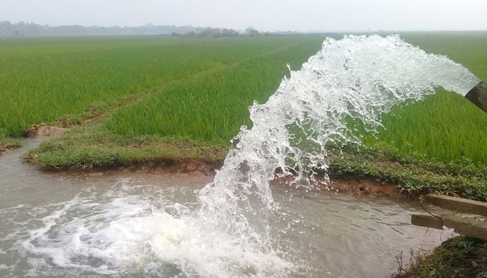 গ্রামাঞ্চলে মধ্যরাত থেকে ভোর পর্যন্ত বিদ্যুৎ নিশ্চিত করার নির্দেশ