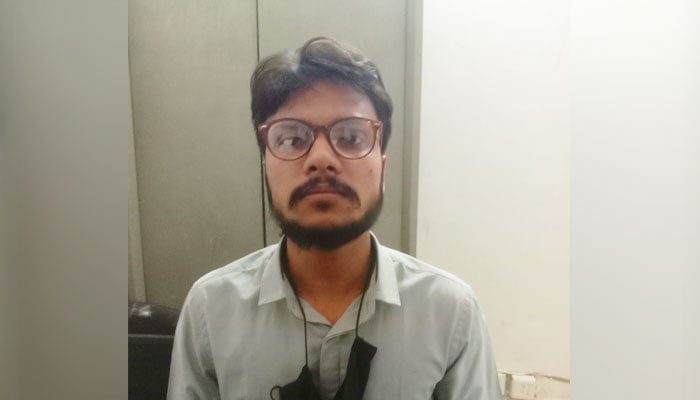 প্রক্সি দিতে গিয়ে আটক ওলামা লীগ নেতার ছেলে