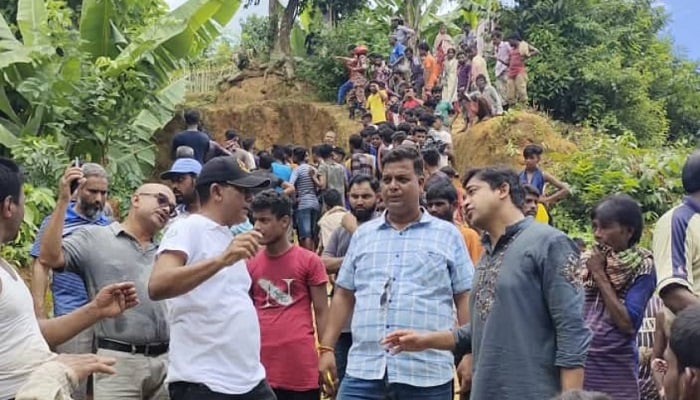 চা বাগানের টিলাধসে ৪ নারী শ্রমিক নিহত