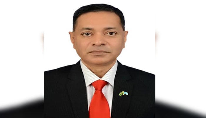 র‌্যাডিসন ব্লু  চট্টগ্রামের প্রধান নির্বাহী ব্রিগেডিয়ার জেনারেল আলী