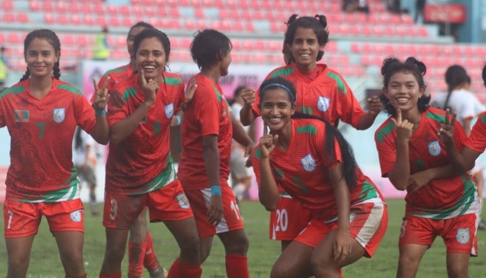 সানজিদা-মারিয়াদের বরণ করতে ময়মনসিংহে বর্ণিল আয়োজন