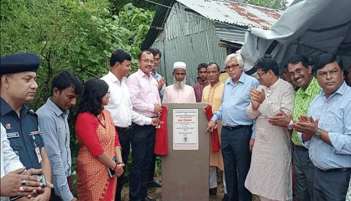 বন্যায় ক্ষতিগ্রস্তদের ঘর দিচ্ছে ঢাকা ইউনিভার্সিটি অ্যালমনাই অ্যাসোসিয়েশন