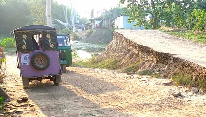 সেতু ভাঙার দেড় বছরেও শুরু হয়নি নির্মাণকাজ