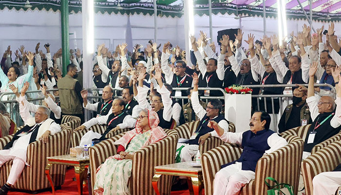 প্রেসিডিয়ামে মোস্তফা জালাল, আরও যেসব পদে পরিবর্তন