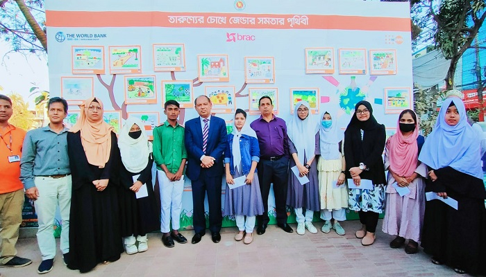 কক্সবাজারে জেন্ডার সমতা বিষয়ক চিত্রকর্ম প্রদর্শনী