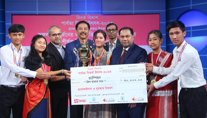 শান্তিচুক্তি বাস্তবায়নে কোনো ঘটতি নাই: উশৈসিং