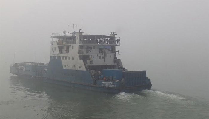 ১১ ঘণ্টা পর ফেরি চলাচল স্বাভাবিক