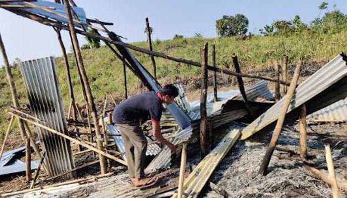 লামায় ম্রোদের বাড়িঘরে হামলার প্রতিবাদ উদীচীর