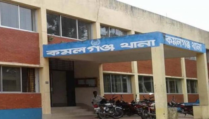 কাজের টাকা চাওয়ায় হাত-পা বেঁধে এসিড নিক্ষেপ, আটক ২