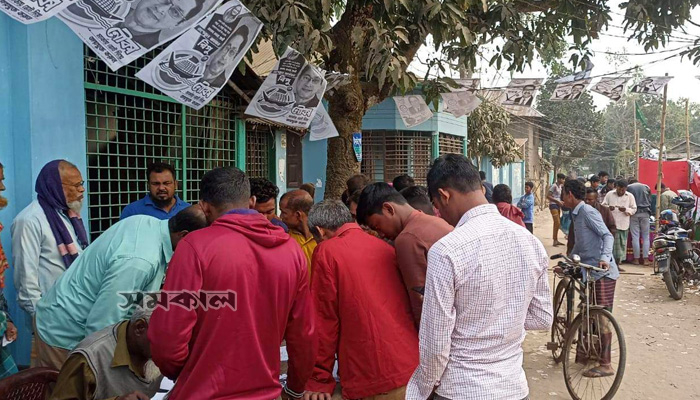 বগুড়ায় উপনির্বাচনে ভোট চলছে