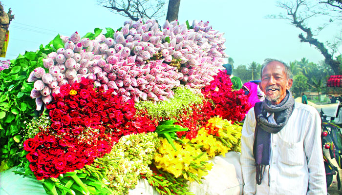 ভালোবাসা দিবস ঘিরে সরগরম ফুলের বাজার
