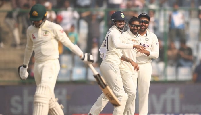২৮ রানের ব্যবধানে ৮ উইকেট হারিয়ে বিধ্বস্ত অস্ট্রেলিয়া