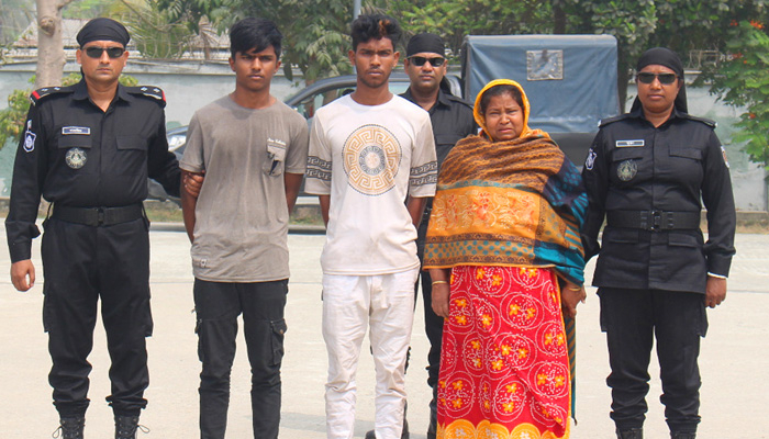 ভারতে পাচারের পর টুম্পাকে হত্যা, নারীসহ গ্রেপ্তার ৩