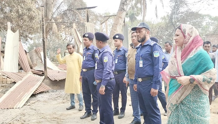 এসপি বললেন, ১৬ বছরের চাকরি জীবনে এমন ঘটনা দেখিনি
