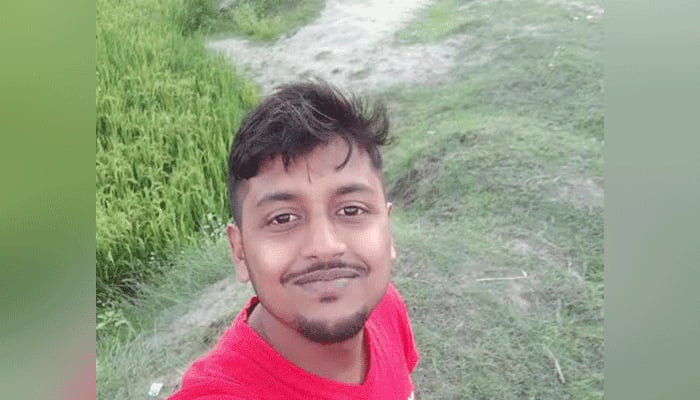 একমাত্র কর্মক্ষম ছেলেকে হারিয়ে পাগলপ্রায় আরিফের বাবা-মা