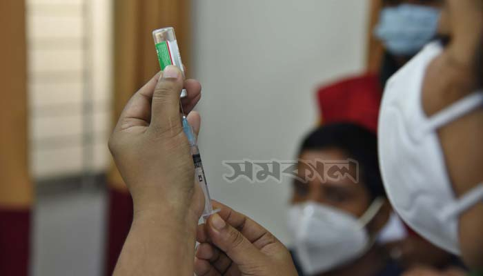 এক মাস পর আসবে বুস্টার ডোজের টিকা