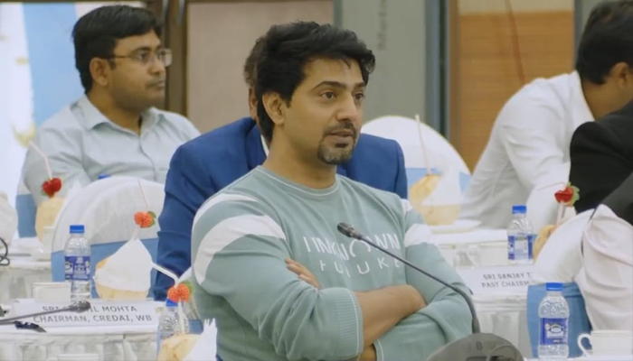 পশ্চিমবঙ্গ পর্যটন দপ্তরের নতুন ব্র্যান্ড অ্যাম্বাসেডর দেব