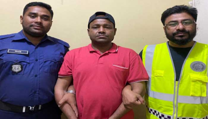 ৩ বছরের সাজা এড়াতে ২৫ বছর পলাতক, অবশেষে গ্রেপ্তার