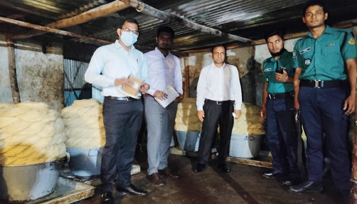 নোংরা পরিবেশে সেমাই তৈরি, ২ লাখ টাকা জরিমানা