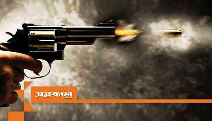 ছাত্রলীগ নেতার মিছিলে লোক নেওয়া নিয়ে সংঘর্ষ, গুলিবিদ্ধ ২