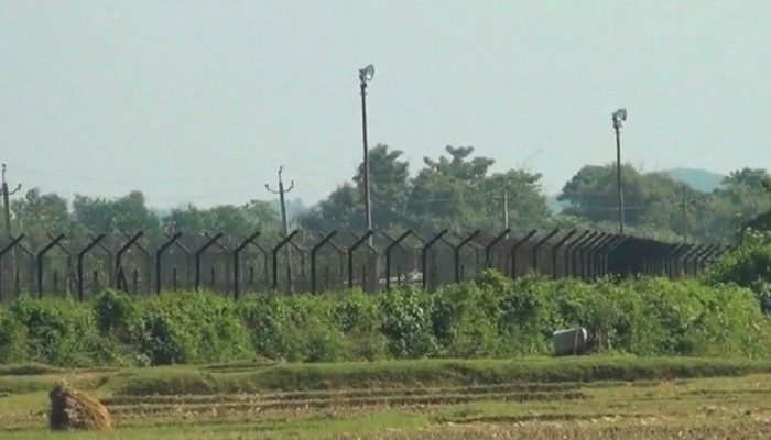 স্বর্ণ চোরাকারবারিরা সক্রিয় সীমান্তে