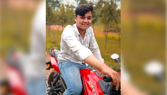 ট্রাক-মোটরসাইকেল সংঘর্ষে প্রাণ গেল এসএসসি পরীক্ষার্থীর