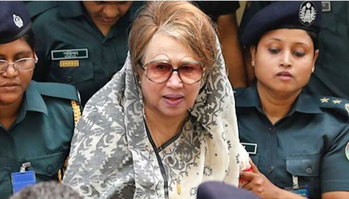 খালেদা জিয়াসহ ১৩ জনের বিরুদ্ধে চার্জ গঠনের শুনানি শুরু