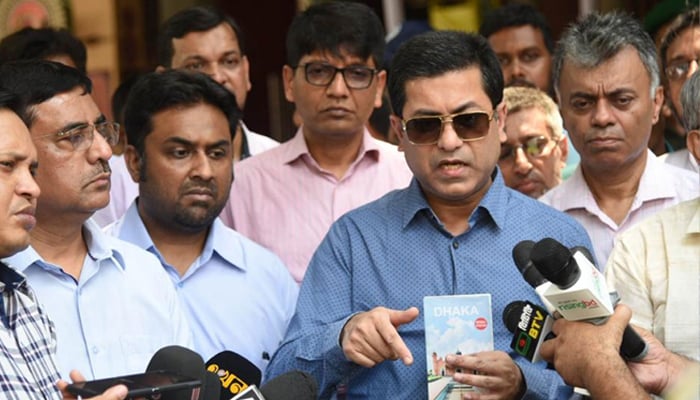 একটি গাছ অপসারিত হলে সেখানে তিনটি গাছ লাগাবো: মেয়র তাপস