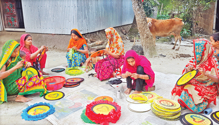 নকশি পাখায় জীবন বদল