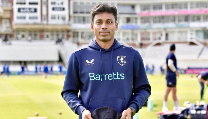 কাউন্টি অভিষেকেই বাজিমাত বাংলাদেশি আরাফাতের