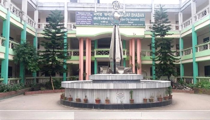 নির্বাচন কর্মকর্তাদের নাম ভাঙিয়ে প্রতারণা, সতর্ক থাকার অনুরোধ