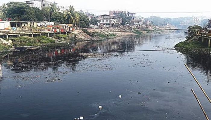 উন্নয়নের ঢাকঢোল আছে নদী রক্ষায় উদ্যোগ নেই
