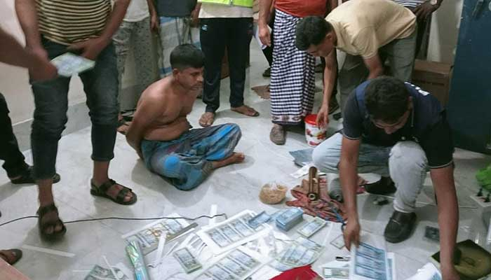 জাল টাকা তৈরির সময় হাতেনাতে ধরা দম্পতি