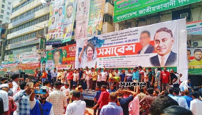 নয়াপল্টনে সমাবেশের মঞ্চ প্রস্তুত, জড়ো হচ্ছেন বিএনপি নেতাকর্মীরা