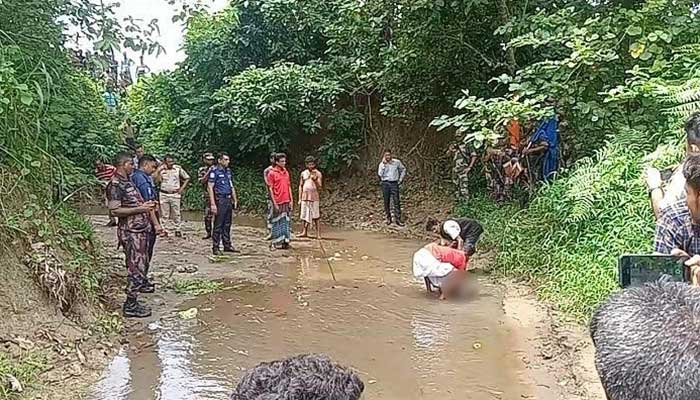 ছাগলনাইয়া সীমান্তে ভারতীয় ব্যবসায়ীর মরদেহ