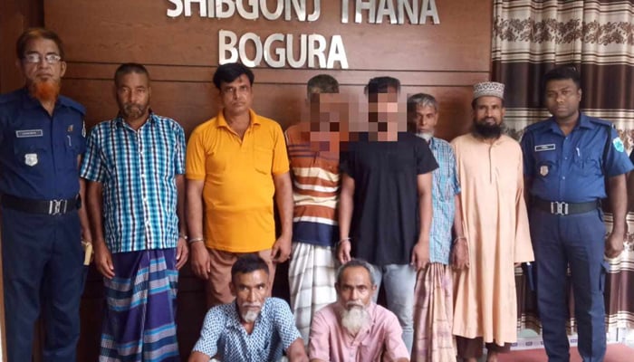 সালিশে ‘দোররা’ মেরে প্রবাসীর স্ত্রীর সঙ্গে যুবকের বিয়ে, গ্রেপ্তার ৬
