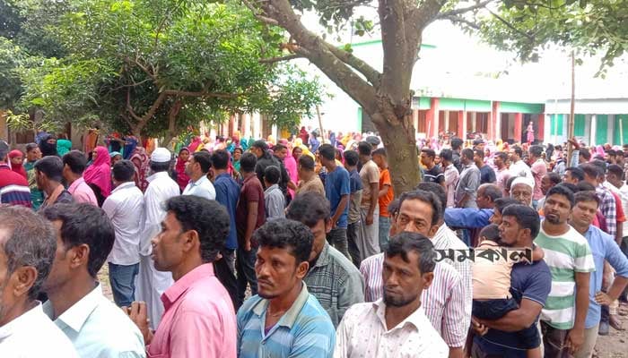 তাড়াশ পৌর নির্বাচনে ভোট পড়েছে ৮১.৫৬ শতাংশ