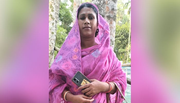 বঞ্চিত মানুষের কণ্ঠস্বর হওয়ার লড়াইয়ে রুপা
