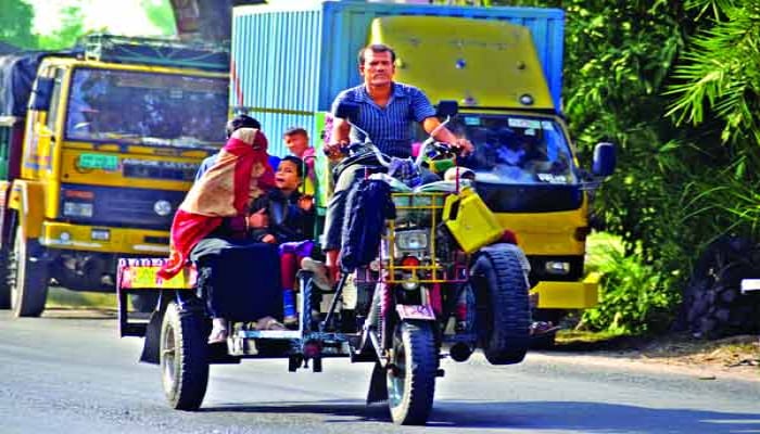 নির্বাচনের আগে মহাসড়কে নছিমন-করিমন বন্ধ নয়